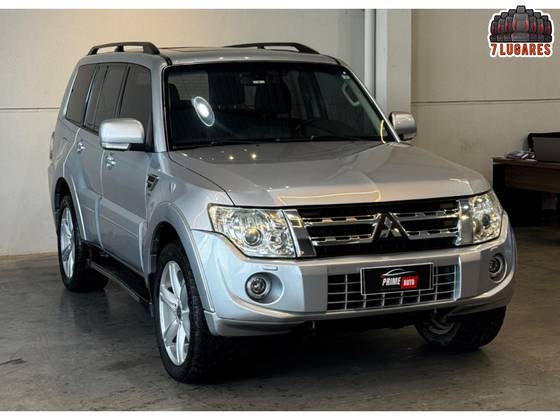 MITSUBISHI PAJERO FULL 3.2 HPE 4X4 16V TURBO INTERCOOLER DIESEL 4P AUTOMÁTICO